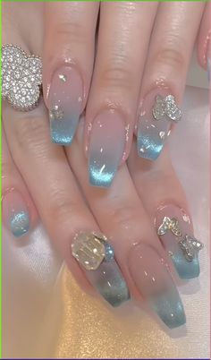 chrome nails, chrome nail art, wedding nails, cute nails, bright summer nails, trendy nails, metallic Blue Cateye Nails, Beach Themed Nails, Beach Nail Designs, Beachy Nails, Korean Nail Art, Korean Nails, Smink Inspiration, Pretty Gel Nails, Makijaż Smokey Eye