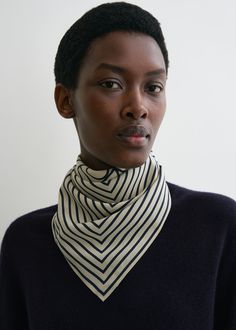 Signature TOTEME scarf woven from featherlight silk yarns. It has a square shape measuring 57x57cm that's printed with a crème and navy monogram in the middle. Wear it around your neck or over your shoulders. Classic Square Silk Scarf, Toteme Monogram Scarf, Toteme Scarf, Luxury Classic Black Silk Scarf, Luxury Elegant Square Silk Scarf, Luxury Square Silk Scarf, Elegant Style, Silk Yarn, Square Shape, Silk Scarf