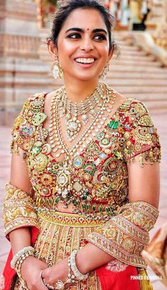 Abu Jani Sandeep Khosla - India Latest Indian Fashion Trends, Rajasthani Jewellery, Minimal Embroidery, Isha Ambani, Radhika Merchant, Heavy Blouse, Nita Ambani, Bride Photos Poses