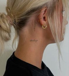 Dainty Head Tattoo, Wild Flower Tattoo Behind Ear, Two Word Tattoo Placement, It’ll All Work Out Tattoo, Tatts Behind Ear, Forearm Dainty Tattoo, Gracie Tattoo Name, Cute Tiny Tattoo Placement, Small Tattoo Neck Woman