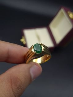 Emerald Jewelry For Men, Green Emerald Ring Gold, Mens Stone Ring, Stone Rings For Men Gold, Green Stone Ring Gold Men, Emerald Rings For Men, Emerald Ring For Men, Grad Fits, Emerald Ring Design