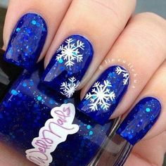 Christmas Snowflakes Nails, Snowflake Nail, Blue Glitter Nails, Snowflake Nail Art, Cute Christmas Nails, Christmas Nail Art Designs, Holiday Nail Art, Blue Nail