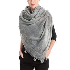 Black Women Elegant, Brands Fashion, Stylish Scarves, Soft Scarf, Fashion Scarves, Long Scarf, Grey Women, Scarf Styles, Scarf Shawl