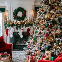 Get inspired by this lavish maximalist Christmas decor! With layers of rich colors, ornate ornaments, velvet accents, and sparkling lights, this decor style brings a magical and cozy holiday ambiance. Perfect for those who love bold, festive touches, this maximalist decor transforms any space into a winter wonderland. #ChristmasDecor #HolidayInspiration #MaximalistStyle #FestiveVibes #HolidayHome Maximalist Christmas, Maximalist Style, Velvet Accents, Sparkling Lights, Maximalist Decor, Cozy Holiday, Holiday Inspiration, Rich Colors, Winter Wonderland