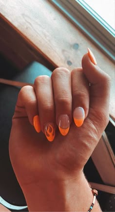 Nails Colors 2023, Easy At Home Nails, Easy Summer Nail Art, Most Popular Nails, Country Acrylic Nails, Neon Orange Nails, Cowboy Nails, Orange Acrylic Nails, Flame Nails