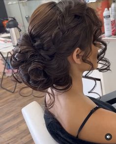 Updo Dance Hairstyles, Bridesmaid Hairstyles Updo Black Hair, Medium Length Hair Styles Quince, Buns Hairstyles For Quince, Quincera Hairstyles For Short Hair, Buns For Quinceanera, High Bun Hairstyles For Quinceanera, 15 Hair Quinceanera Short Hair, Sweet 16 Hair Updo