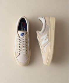 New Balance Pro Court, Beige New Balance, Dr Shoes, Fotografi Digital, Turtle Dove, Balance Sneakers, Woven Baskets, Hype Shoes, Functional Decor