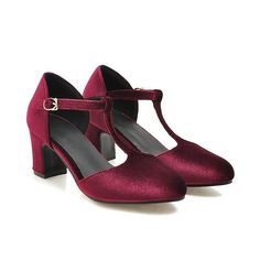 Category:Pumps; Heel Type:Low Heel; Listing Date:05/24/2022; US Size:null; UK Size:14.5; EU Size:50 1950s Womens Shoes, 50s Heels, 50s Shoes, Retro Stage, Knit Sweater Outfit, Elegant Sandals, Chic Sandals, Vintage Heels, Princess Shoes