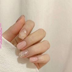 Pin by ᴀᴅᴀᴍᴀʀɪs on иαιℓѕ in 2019 Nails, Korean nail art, Korean nails weddingnails Korean Korea Nail, Fall Wedding Nails, Korean Nail Art, Asian Nails, Minimalist Nail Art, Korean Nails, Minimal Nails, Short Nails Art, Nail Swag