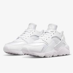 New With Box Brand New Shoes Nike Air Huarache Women, White Huaraches, Buty Marki Nike, Zapatillas Nike Air, Huaraches Shoes, Skor Sneakers, White Shoes Sneakers, Exclusive Sneakers, Baskets Nike