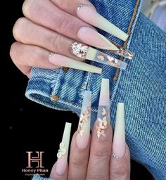 Apr 17, 2021 - 3,861 Likes, 21 Comments - Honey Phan (@hnnailsbyhoney) on Instagram: “Yellow fever nails 🤩  Products used: acrylic powder HP015, Ombre 14, gold metallic butterfly…” Coffin Tips, Nails Rhinestones, Ballerina Nail, Metallic Butterfly, Nails Products, Nails Bling, Pink Coffin, Fake Nails Designs