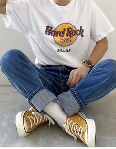 Mustard Yellow Converse Outfit, Yellow Converse Outfit Men, T Shirt And Jeans Outfit Men, Mustard Converse Outfit, Converse Low Outfit Men, Converse Yellow Outfit, Mustard Shirt Outfit, Hard Rock Cafe Outfit, Yellow Casual Outfit