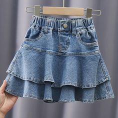 Precio bajo con envío gratis para usuario nuevo. Layered Ruffle Skirt, Comfy Skirt, Latest Summer Fashion, Pleats Pattern, Skirt With Buttons, Tiered Ruffle Skirt, Linnet, Summer Skirts