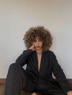 Afrofrocurly haircurls inspocurly hairstyle inspirationnatural glamblack suit outfit 90s Curls, Black Suit Outfit, Sprinkle Sprinkle, 4b Hair, Curly Fro, Afro Braids, Suit Outfit, Hair Curls