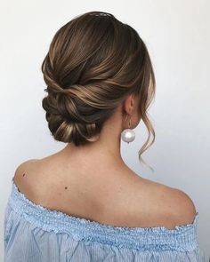 Hairstyle Updo, Romantic Updo, Bridesmaid Hair Makeup, Hair Jewels, 사진 촬영 포즈, Updos For Medium Length Hair