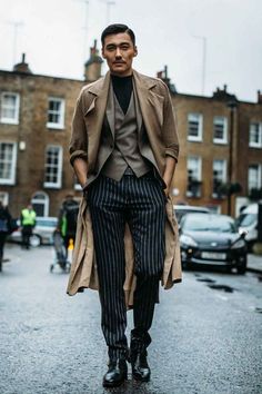 Dandy Look, Chica Punk, Street Style 2017, Mens Style Guide, Mens Fashion Week, Hooded Eyes, Mens Fashion Fall