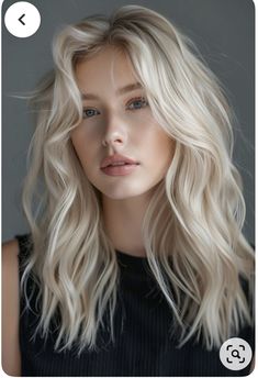 Medium Length Platinum Blonde Hair With Layers, Warm Platinum Blonde Hair, 2025 Haircut, Platnium Blonde Hair, Blonde Hair Ash, Bonde Hair, Warm Golden Blonde Hair, Platinum Balayage, The Perfect Blonde