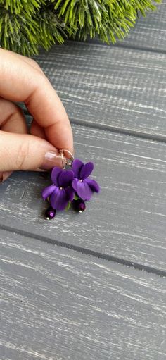 Hypoallergenic Flower-shaped Polymer Clay Jewelry, Dangle Earrings With Flower Charm In Polymer Clay, Dangle Flower Earrings In Polymer Clay, Dangle Flower Earrings In Polymer Clay For Gifts, Clay Flower Earrings For Gift, Nickel Free Flower Polymer Clay Jewelry, Clay Flower Earrings As Gift, Delicate Flower-shaped Clay Earrings For Gifts, Nickel-free Polymer Clay Jewelry In Flower Shape