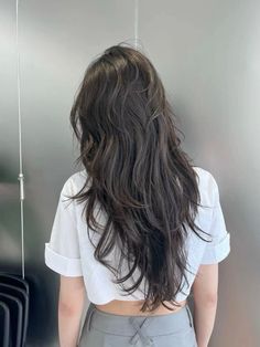 Follow me for more🤍 Extension Hair, Haircuts For Medium Hair, Haircuts Straight Hair, Long Layered Hair, Haircuts For Long Hair, Asian Hair, Cut My Hair