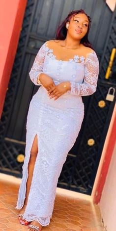 White Dress For Naming Ceremony In Ghana, White Dresses Classy, Lace Dress Styles Ghana, White Lace Dress Short, Lace Long Gown, African Fabric Dress, Long African Dresses