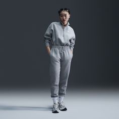 Rise up and transform your wardrobe with strong cozy vibes. Made with midweight brushed fleece that feels extra soft on the inside and smooth on the outside, these sweats help you stay cozy while offering a structured shape. A tapered fit finishes with a cinch at the ankles that helps you show off your favorite kicks. Cozy Streetwear Sweats With Ribbed Waistband, Nike Winter Sweats With Pockets, Nike Athleisure Sweatshirt With Pockets, Nike Sweats For Fall Loungewear, Nike Fall Loungewear Sweats, Nike Sweats For Loungewear In Fall, Gray Sporty Joggers For Fall, Casual Nike Sweats With Ribbed Cuffs, Nike Casual Sweats With Ribbed Cuffs