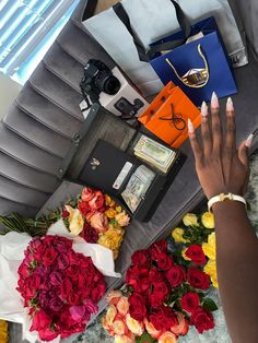 Girlfriend Proposal, Spoiled Princess, Diy Lashes, Money Flow, Life Goals Future, Shopping Gifts, Boujee Aesthetic, Wealthy Lifestyle, Luxury Birthday