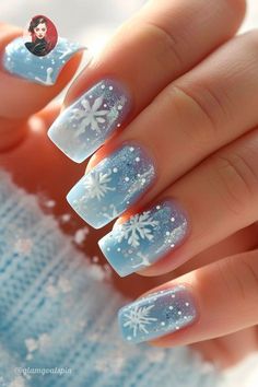 Nails For Christmas Blue, Christmas Nails Blue Snowflakes, Icy Blue Nails Winter, Nail Art Snowflakes, Blue Snowflake Nails, Winter Snowflake Nails, Short Winter Nails, Nail Contest, Icy Nails