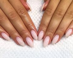 w Square Oval Nails, Nail Design Glitter, Kenza Zouiten, Almond Acrylic Nails, Nail Ring, Nail Swag, Oval Nails, Classy Nails, Cool Nail Designs