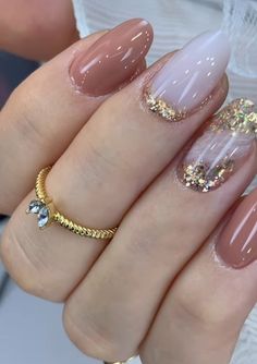 Gold Nail Designs, Gel Nail Art Designs, Beauty Spot, Nail Art Wedding, Bun Hairstyles For Long Hair, Gold Flakes, Gel Nail Art, How To Do Nails, Beauty Nails