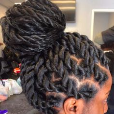 Dread Braid Styles, Crochet Twists, Braids And Twist, Hair Protective Styles, Havana Twist, Crochet Styles, Crochet Twist, Long Box Braids, Black Hair Styles