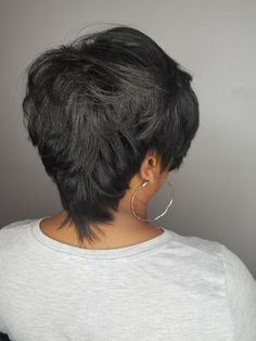 Brown Hair With Silver Highlights, Long Mohawk, Bob Hairs, Mohawk Hairstyle, Coiling Natural Hair, Curly Hair Style, Mohawk Haircut