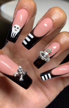 Black Star Soul Eater Nails, Anime Inspired Acrylic Nails, Dead Nails Design, Soul Eater Acrylic Nails, Soul Eater Inspired Nails, Soul Eater Nail Art, Soul Eater Nail Designs, Best Acrylic Nails Almond, Soul Eater Nails Acrylic