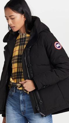 Canada Goose Chelsea, Black Parka Jacket, Canada Goose Parka, Canada Goose Women, Womens Parka, Duck Down, Black Jacket, Canada Goose, Canada Goose Jackets