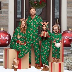 Matching Family Christmas Romper Pajamas. Holiday Jumpsuit Zipper Pajamas. WickedYo Pyjamas Onesie, Reindeer Jumper, Family Pajama Sets, Comfy Jumpsuits, Pajama Fashion, Pajamas Comfy, Family Christmas Pajamas, One Piece Pajamas, Matching Pajamas