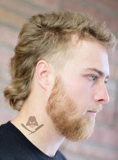 Men Mullet, Fade Men, Date Hairstyles, Long Mullet, Monochrome Makeup Look, Hairstyle Men