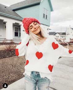 Valentines Day Fashion, Valentine's Outfit, Cute Valentines Day, Distressed Sweaters, Cute Valentines