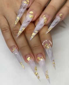 Pointy Long Nails, Long Stilleto Nails Design, Ongles Bling Bling, Stilleto Nails Designs, Long Stiletto Nails, Nails Beautiful, Have A Nice Weekend, Stiletto Nails Designs, Long Acrylic Nails Coffin