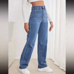 Medium Wash High Waisted Straight Leg Jeans From Shein. Never Worn. Size S(4) Mama Jeans, Modern Dresses, Jeans Outfit Women, Buy Jeans, Mode Jeans, Outfit Jeans, Inspo Outfit, Jeans Mom, Jeans Casual