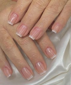 Really Natural Nails, Gel French Manicure Natural Nails, Natural Acrylic Nails, Hippie Nails, Gel Nails Diy, Pretty Nail Art Designs, Classy Acrylic Nails, Pearl Nails, Soft Nails