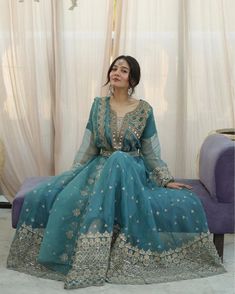 Rabia Faisal, Blue Organza Dress, Trending Summer Nails, Shadi Dresses, Wedding Mehndi, Desi Fashion Casual