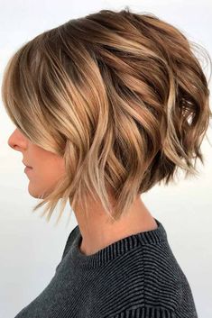 Bob Hairstyles 2018, Layered Bob Haircuts, Wavy Bob Hairstyles, Wavy Bobs, Everyday Hairstyles, Short Bob