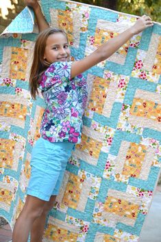 Windy Girls Quilt Tutorial- Wistful Winds Blog Tour Prayer Quilt, Baby Quilt Size, Sewing Tutorials Bags, Fall Quilt Patterns, Charm Square Quilt, Baby Quilt Tutorials, Dresden Quilt