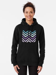 "Christmas Chevron Pattern" Pullover Hoodie by harrietjenner | Redbubble Great Wave Off Kanagawa, Sweatshirt Outfit, Hoodie Outfit, Retro Aesthetic, Black Culture, Outfit Casual, Hoodie Design, Lightweight Hoodie, Great Wave