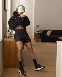 Male Gym Outfit, Rocker Style Men, Thai Aesthetic, White Nike Socks, Men In Socks, Gym Outfit Men, Rockabilly Hair, Insta Outfits, Classy Outfits Men