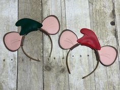 Cindy Mouse Mouse Ears Mouse Ears on Headband--Perfect for your vacation or special event. Embroidered on marine vinyl. Is on a satin covered plastic 3/8" headband. Can easily be changed out and put on  a different headband if needed.  Comes from a smoke free home and a pet free room. All items, except custom orders, are returnable. Must be returned within 7 days and I will issue a refund for the price of item. All shipping charges will be paid by the buyer. Mouse Ears Headband, Green Hat, Ears Headband, Green Hats, Ear Headbands, Mouse Ears, Hair Accessories Headbands, Special Event, Put On