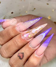 Stilleto Nails Designs, Luminous Nails, City Nails, Nail Salon Design, Unicorn Nails, Salon Design, Manicure Pedicure