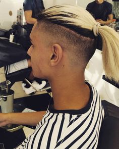 Men's Hair, Haircuts, Fade Haircuts, short, medium, long, buzzed, side part, long top, short sides, hair style, hairstyle, haircut, hair color, slick back, men's hair trends, disconnected, undercut, pompadour, quaff, shaved, hard part, high and tight, Mohawk, trends, nape shaved, hair art, comb over, faux hawk, high fade, retro, vintage, skull fade, spiky, slick, crew cut, zero fade, pomp, ivy league, bald fade, razor, spike, barber, bowl cut, 2016, hair trend 2017, men, women, girl, boy Hair Stely, Mens Long Hair Undercut, Undercut Ponytail, Hipster Haircuts For Men, Oscar Hairstyles, Fade Haircut Styles, Hipster Hairstyles, Girls Short Haircuts, Asian Men Hairstyle