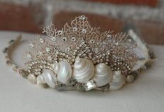 Coral Crown, Crown Tiara, Mermaid Life, Mermaid Costume, Beach Crafts, Seashell Crafts