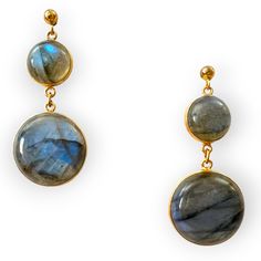 Labradorite dangling drop statement earringsSundara Joon Statment Earrings, Drop Statement Earrings, Beach Jewelry Boho, Beach Boho, Statement Drop Earrings, Labradorite Stone, Design Show, Boho Jewelry, Ear Piercings