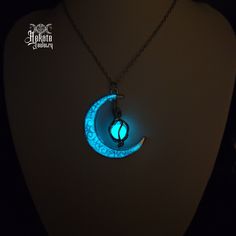 Feel the Magic of the moon when you wear this Luminous Moonlight Necklace. Wear this glow-in-the-dark piece either casual or dressy. Enhance your goddess look and pair with our Chokers, Bracelets, Earrings, and Rings. Truly Magical! Details: Fashion Jewelry Glow-in-the-dark Stones Pendant Size: 3.2 x 3.5cm Place under flashlight or sunlight for 20-30 minutes, the longer the better. Chain Length: 45cm Goddess Look, Moonglow Necklace, Goddess Jewelry, Goth Jewelry, Witchy Jewelry, Crescent Moon Necklace, Celestial Jewelry, Silver Jewelry Fashion, Moon Jewelry